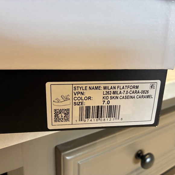 Larroude Milan Wedge size 7 - Picture 5 of 5